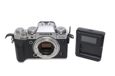 Used Fujifilm X-T4 Mirrorless Digital Camera Body Silver 