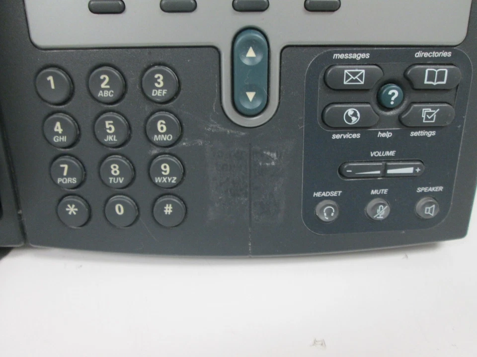 Cisco IP Phone 7940 Series - Image 3 of 4