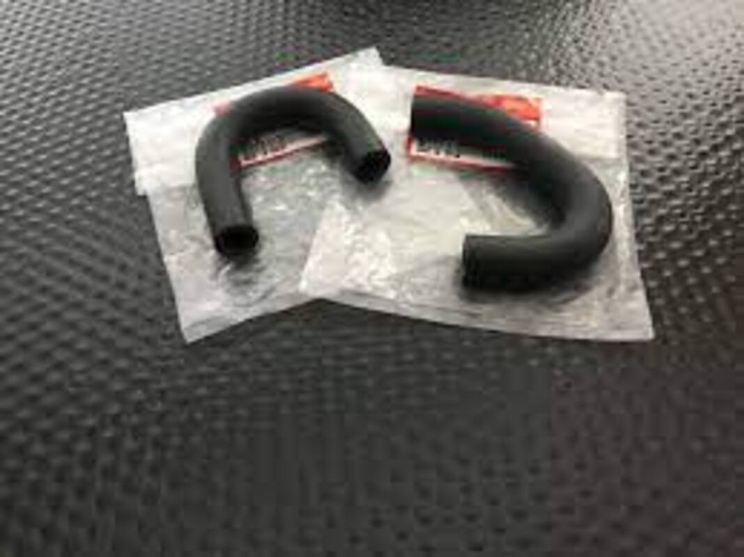 HONDA ACURA GENUINE OEM INTEGRA 9201 SET OF TWO ENGINE OIL COOLER