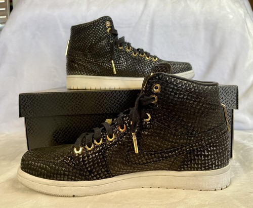 Air Jordan Retro 1 High OG Pinnacle 