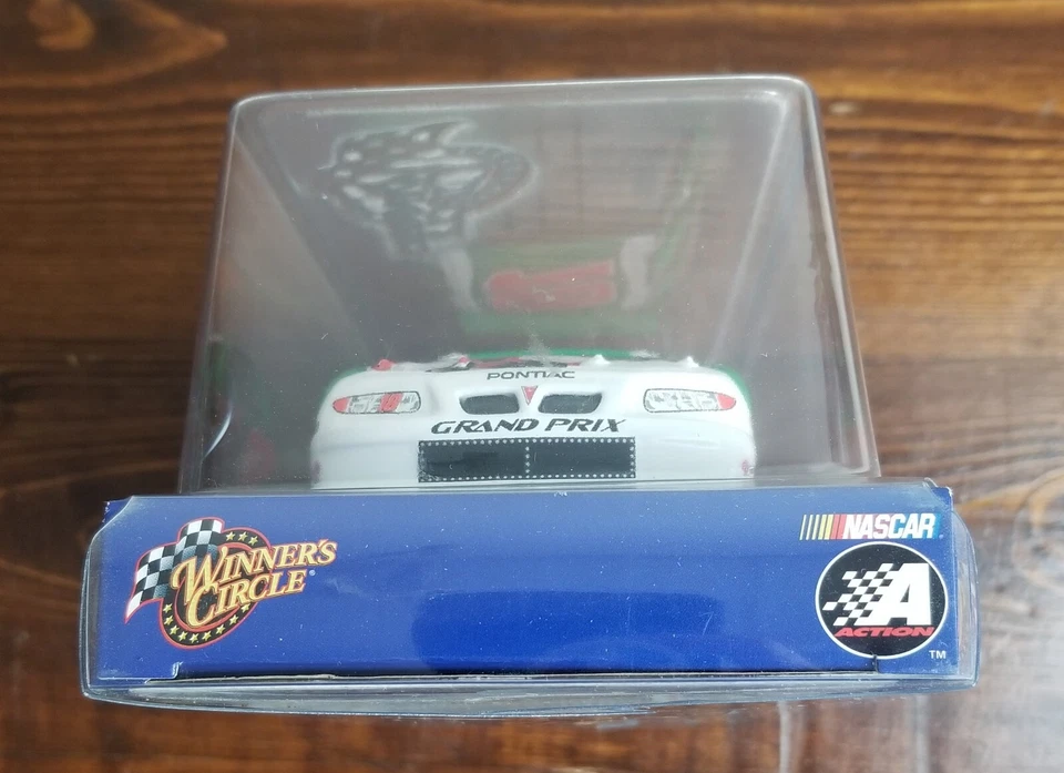 NASCAR Bobby Labonte #18 Coca Cola Polar Bear Pontiac 2002 1:24 Toys For Tots - Image 2 of 4