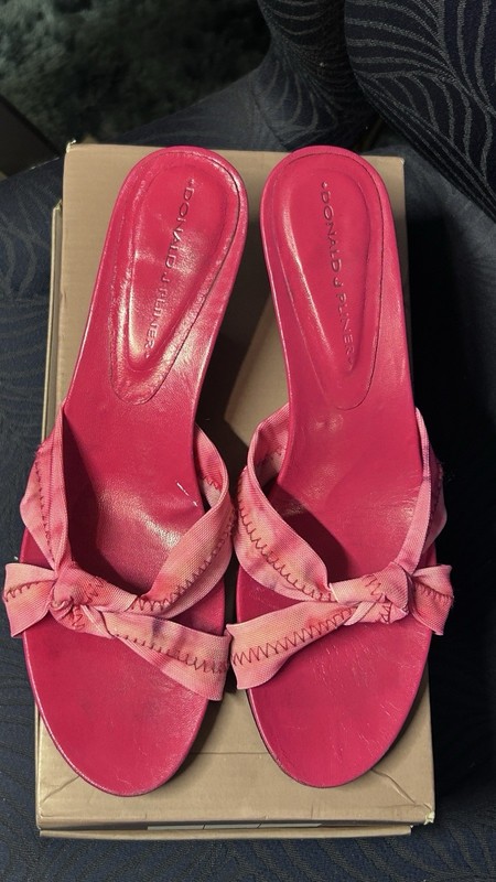 Donald J. Pliner Women's Pink Sandals Size 8.5