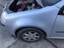 VW Golf 5 V 1K Kotflügel vorn links Fahrerseite LA7W Reflexsilber Metallic OEM