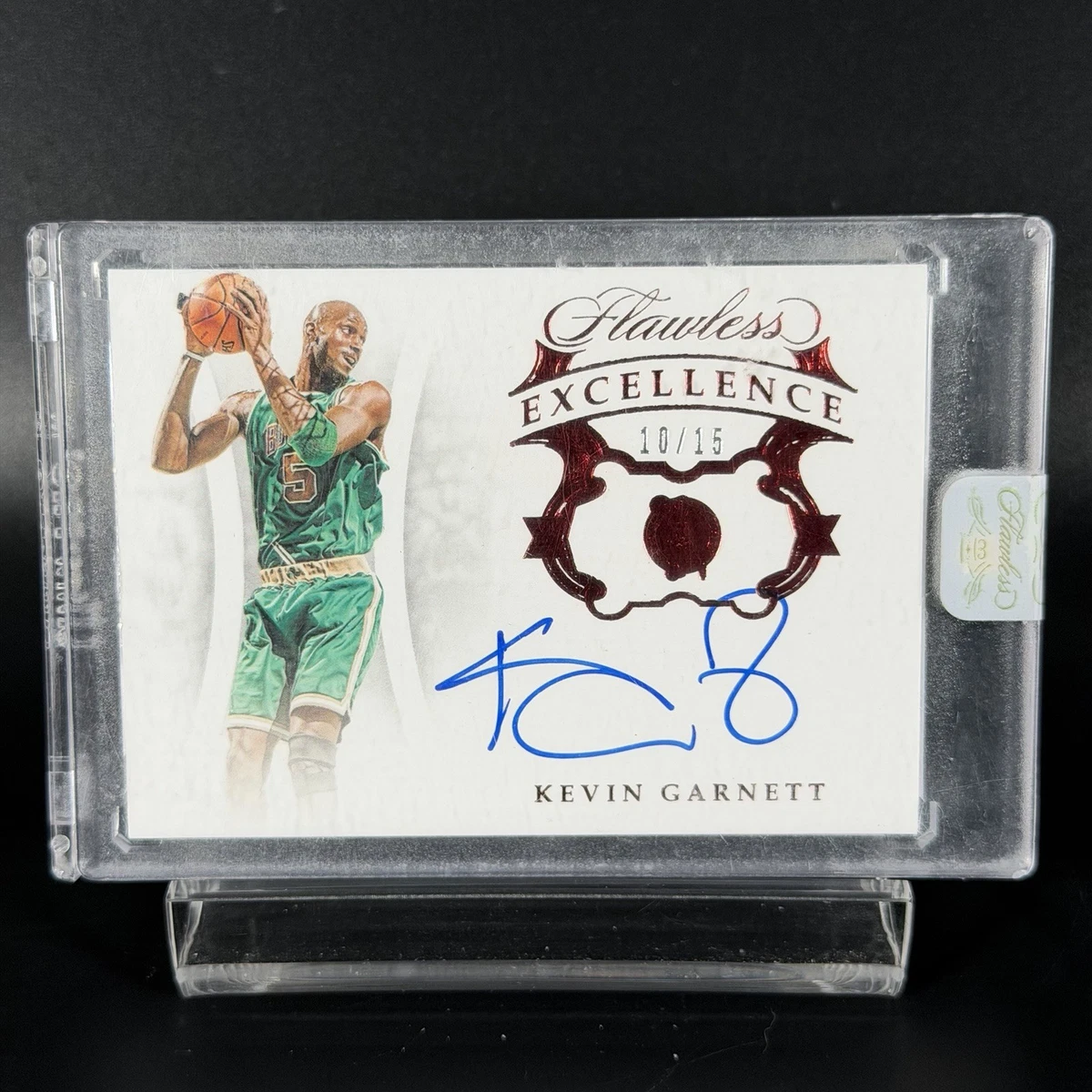 Kevin Garnett Basketball Autographed Sports Trading Cards