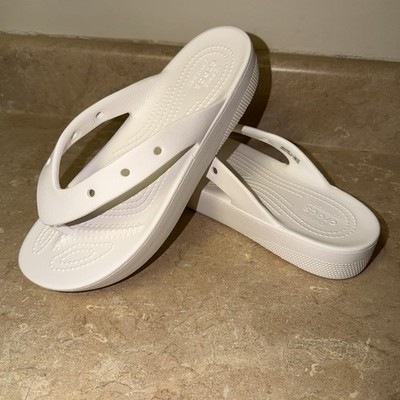 Crocs Womens Classic Platform Flip Flop Sandals SZ 8 White Lightweight/Comfy New