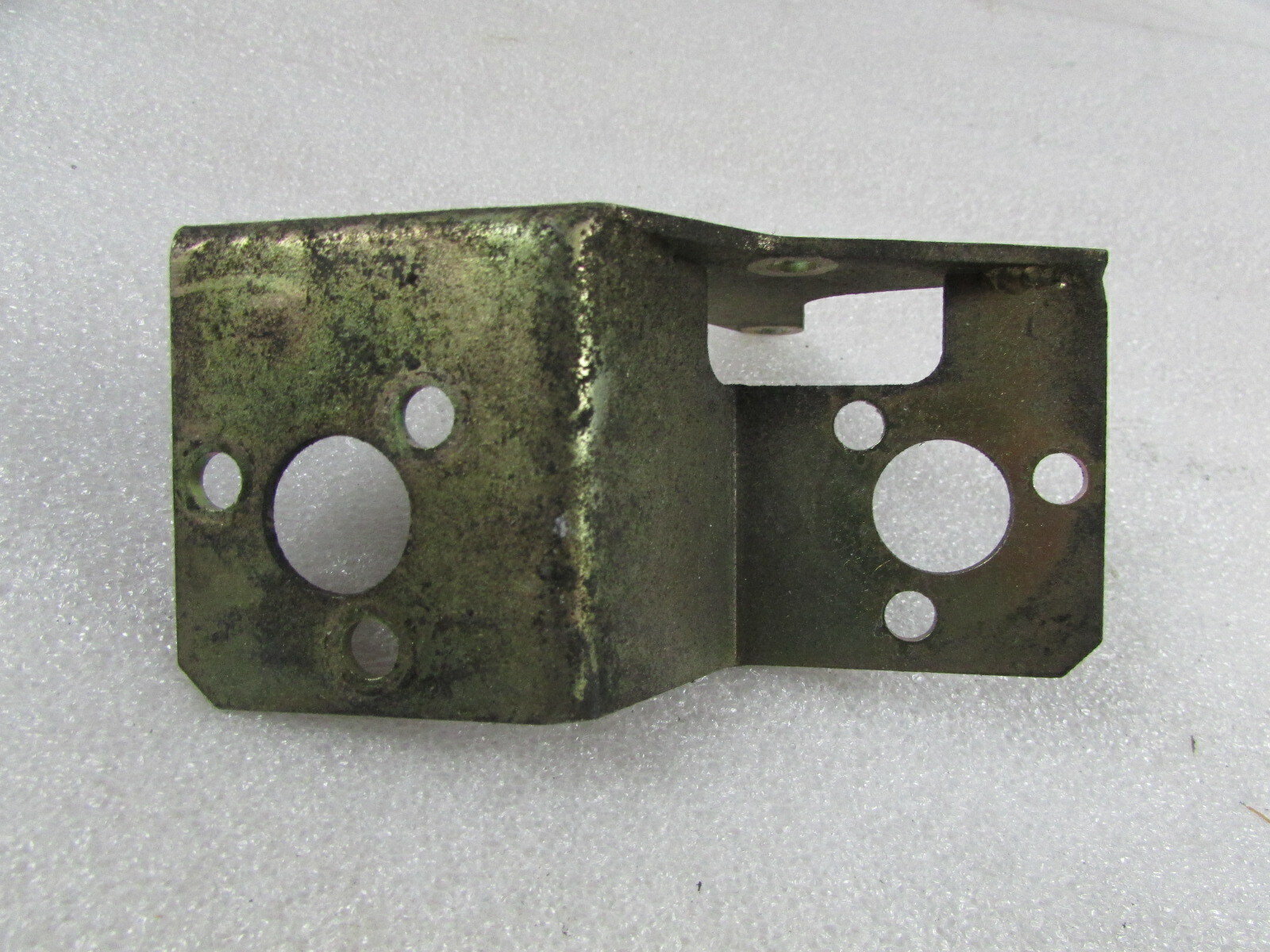 Lamborghini Murcielago, Actuator Bracket, Used, P/N 07M907332