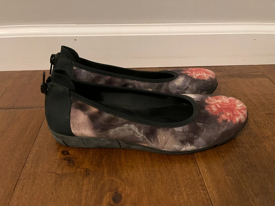 Zapatos planos de ballet florales de terciopelo Diona negros Sesto Meucci Italia - para mujer 6,5 M Foto 2 de 4