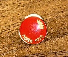 Comic Relief Red Nose Day 1999 Vintage Pin Badge