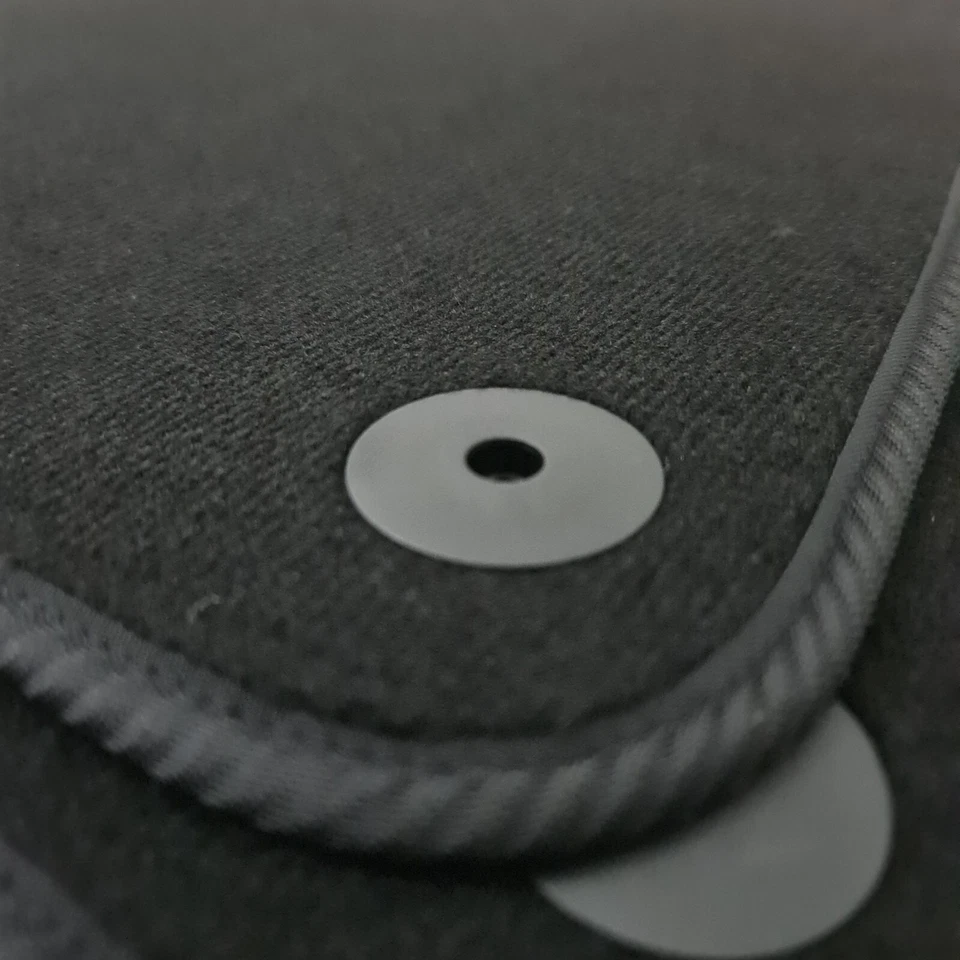 Front Two Car Floor Mats For Seat Leon 2005-2012 Waterproof Velour Carpet Liners - Image 2 of 3