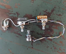 Solderless P/J Mustang Bass Harness Blend Wiring Bourns Pots PIO .068 