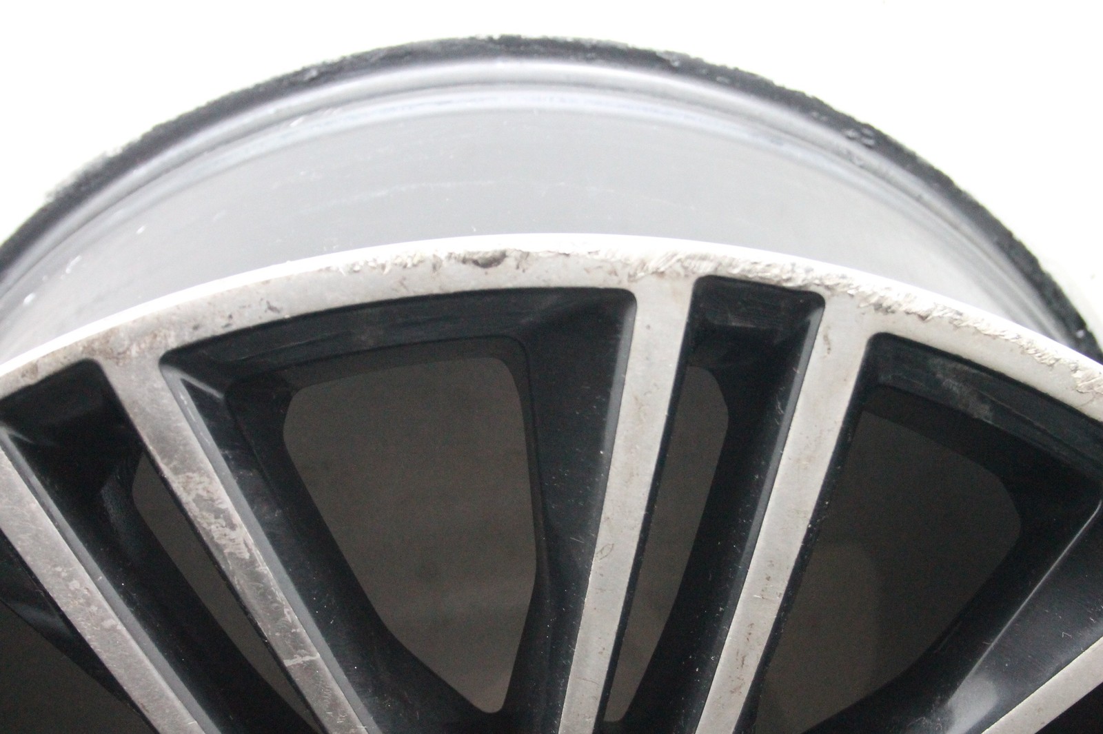 SEAT ARONA KJ7 Alloy Wheel Set 3AA601025L 18inch 1.0 Petrol 85kw 2020 - Image 6