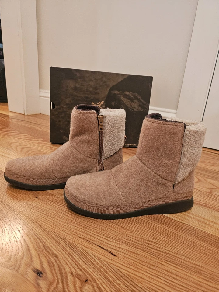 NEW! CHACO Revel Tall Brown Sugar Fleece Casual Cozy Boots Womens 9 M $100 - Image 4 of 4