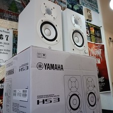 Yamaha HS3 3.5" White Powered Studio Monitors Pair 