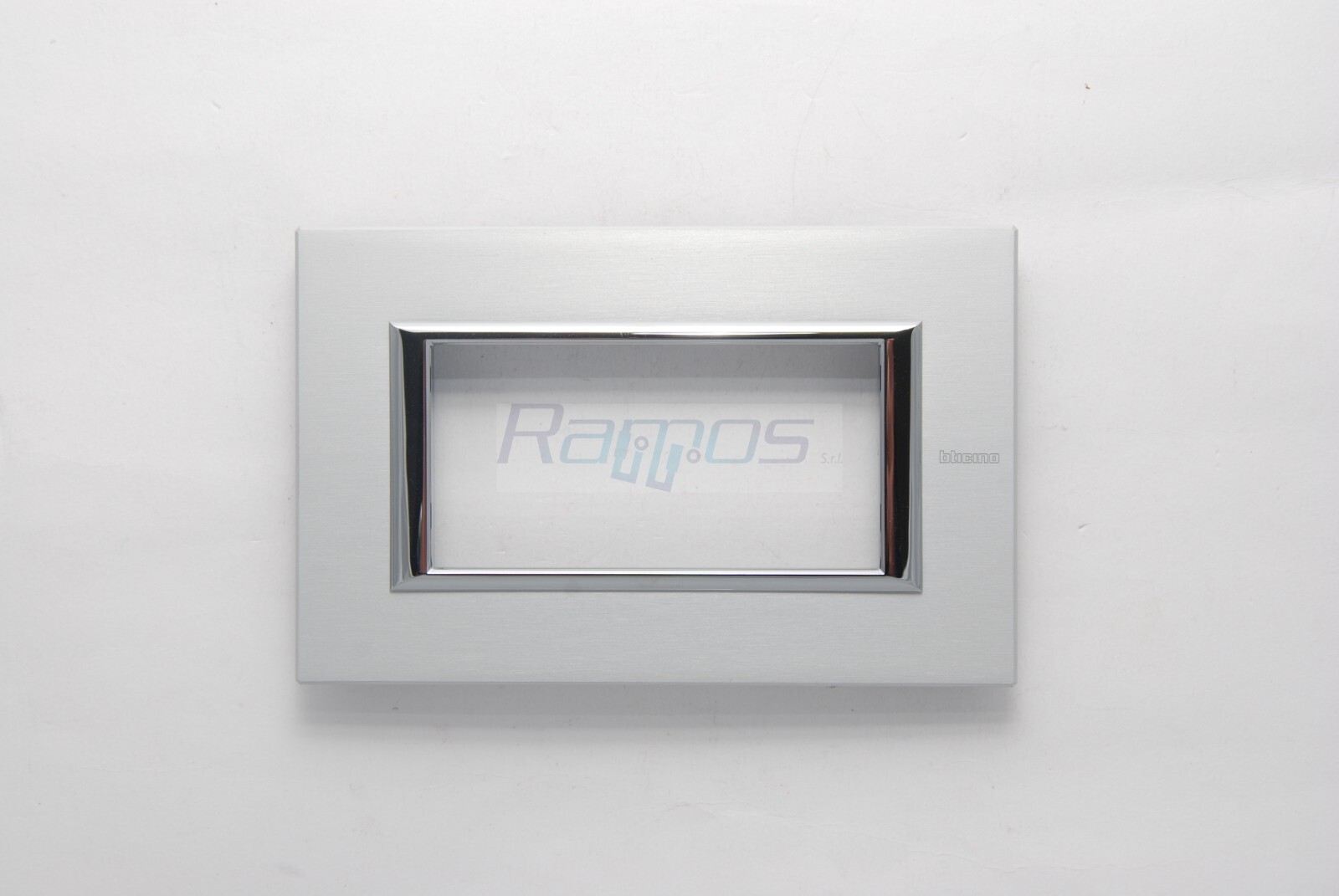 HA4804XC BTICINO/LEGRAND placca rettangolare 4 moduli alluminio spazzolato