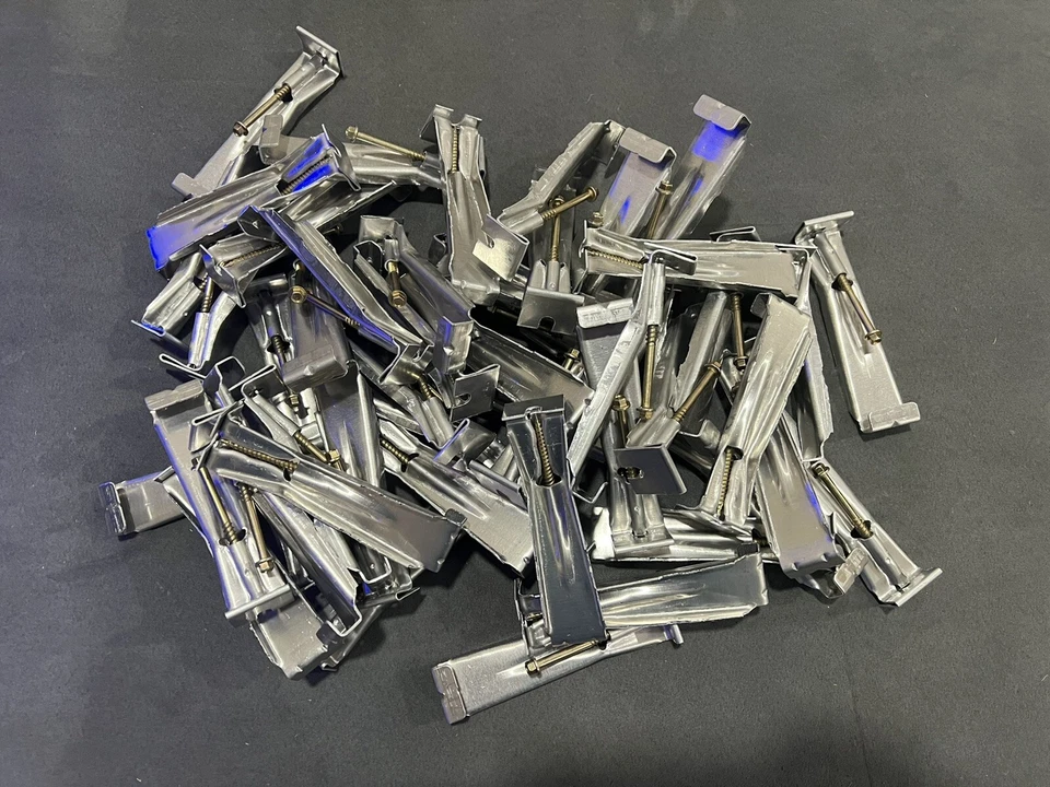 "50 piezas 5"" pulgadas tornillo rápido aluminio canalón oculto gancho soporte K-5" Foto 2 de 4