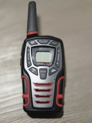 Cobra ACXT545Weather-Resistant Walkie Talkie