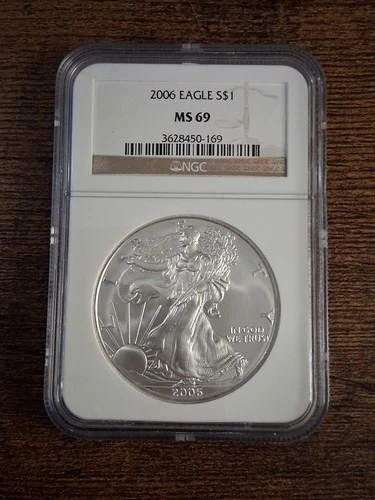 !!! 2006 American Silver Eagle  NGC Graded MS 69  $1 !!!