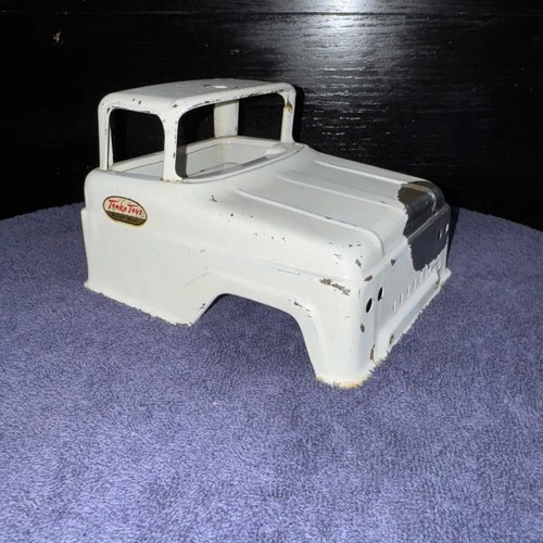 VINTAGE TONKA TRUCK CAB PART 1958,1959,1960,1961 SEMI,pickup, AA  ORIGINAL PAINT