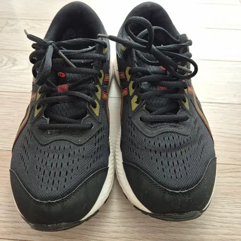 Asics Gel Contend 8 Running Shoes - Size 260, Wide Fit, Excellent thumbnail 4