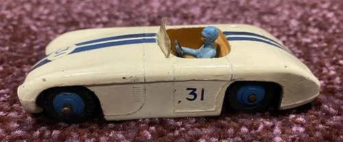 Vintage Dinky Toys No. 133 Cunningham C-5R die-cast model racing car