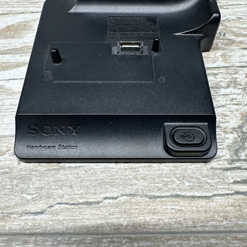 索尼 DCRA-C200 Handycam Station 摄像机坞底座 — 第 2/4 张图片