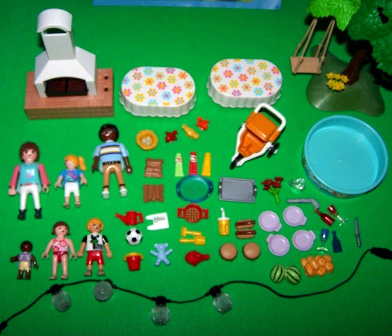 playmobil city life housewarming party