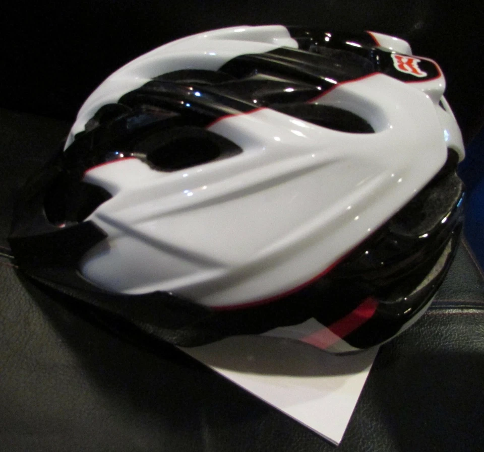 Casco de Bicicleta Kali Protectives Chakra Juvenil Rojo/Negro YS/YM Nuevo en Caja 52-57CM Foto 4 de 4