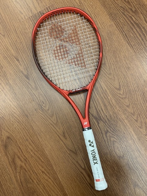 yonex vcore 100