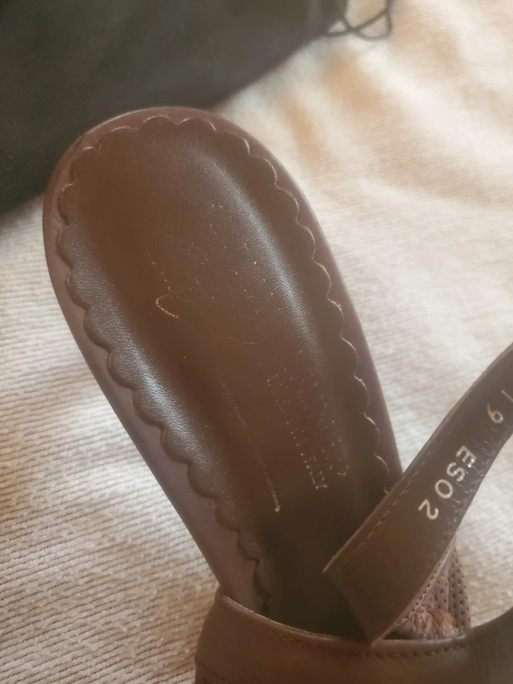 Zapatos Donald J. Pilner de segunda mano marrón talla 8,5 con bolsa original Foto 3 de 4