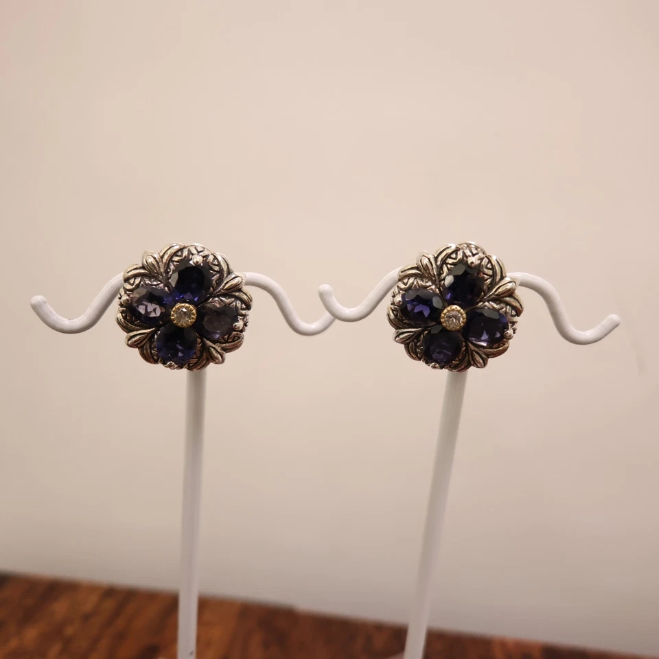 Pendientes Barbara Bixby flores tachuelas moradas amatistas plata esterlina omega 18K Foto 3 de 4