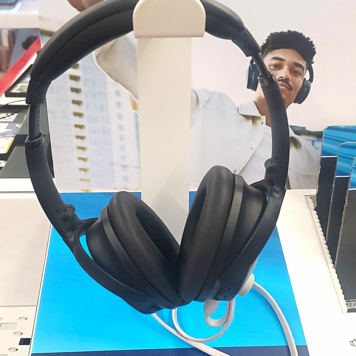 Bose Noise Cancelling Headphones 700 Headphones for Sale - Shop