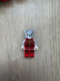 LEGO LEGENDS OF CHIMA: Worriz' Fire Bike (30265)