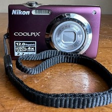 Nikon COOLPIX S3000 12.0MP 4x Wide Zoom 2.7" LCD Screen Compact Digital Camera
