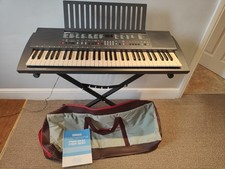 Yamaha PSR 300 Electronic Keyboard with Adjustable Stand / Case , Instructions.
