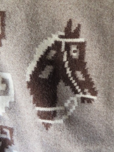 Vintage Southwest Indian Horse Serape Blanket Woven Wool Poncho 75X29 Fringe - Picture 4 of 15