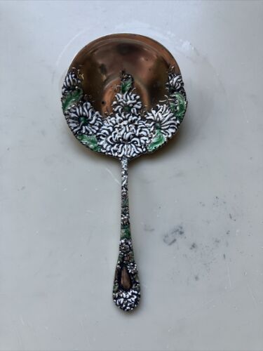 Durgin Chrysanthemum Bon Bon Spoon