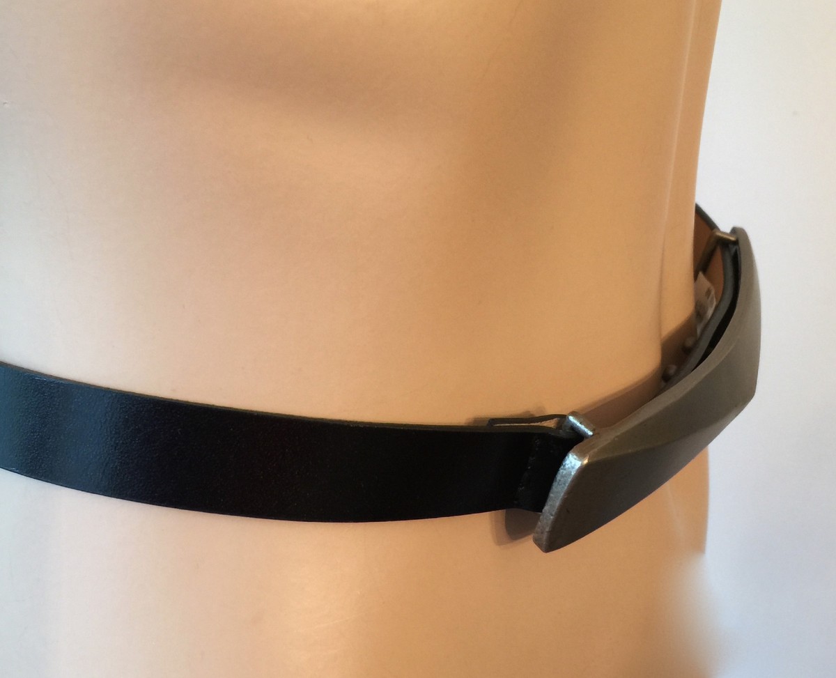 NWT St. John Collection Black leather belt women display picture 2