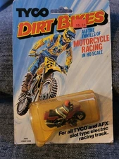 Vintage 1982 Tyco AFX Racing Bikes Motorcycle HO Slot Car Maroon Red Carded New!