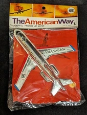 ICHIMURA JAPAN TIN LITHO TOY FRICTION DRIVE AMERICAN AIR BOEING 727 JET AIRPLANE