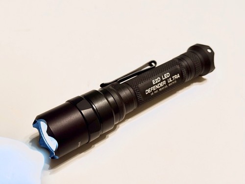 SureFire E2D LED Defender Ultra Flashlight with Surefire Batteries