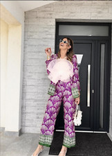 ZARA NEW SS24 SATIN EFFECT PRINTED STRAIGHT LEG PANTS MULTICOLORED  2756/243