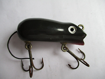 Shakespeare, 2 inch. Genuine Swimming Mouse, Wood Fishing Shakespeare, 2 inch. Genuine Swimming Mouse, Wood Fishing