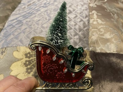 Bath & Body Works Wallflower Nightlight Plug - Santa Sleigh Tree Gift Design - Christmas Scent