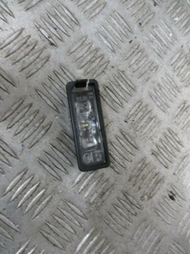 2020 SEAT LEON FR 5DR REAR NUMBER PLATE LIGHT OEM  - Picture 1 of 4