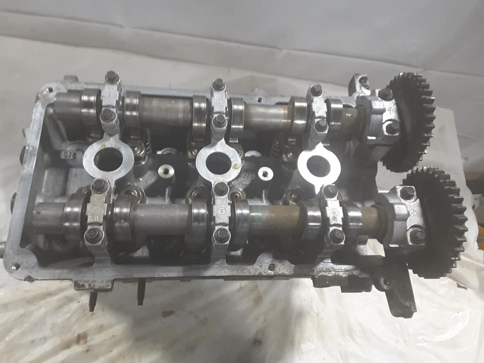 Used Left Engine Cylinder Head fits: 1998 Ford Contour 6-155 2.5L exc. SVT Left Foto 4 de 4