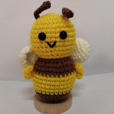 Funny Bee Plush Pendant Crochet Amigurumi Positive Energy Cute Keyring Bag Charm