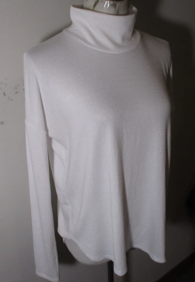 BANANA REPUBLIC White Long Sleeve Mock Turtleneck Top Size S - Image 3 of 4