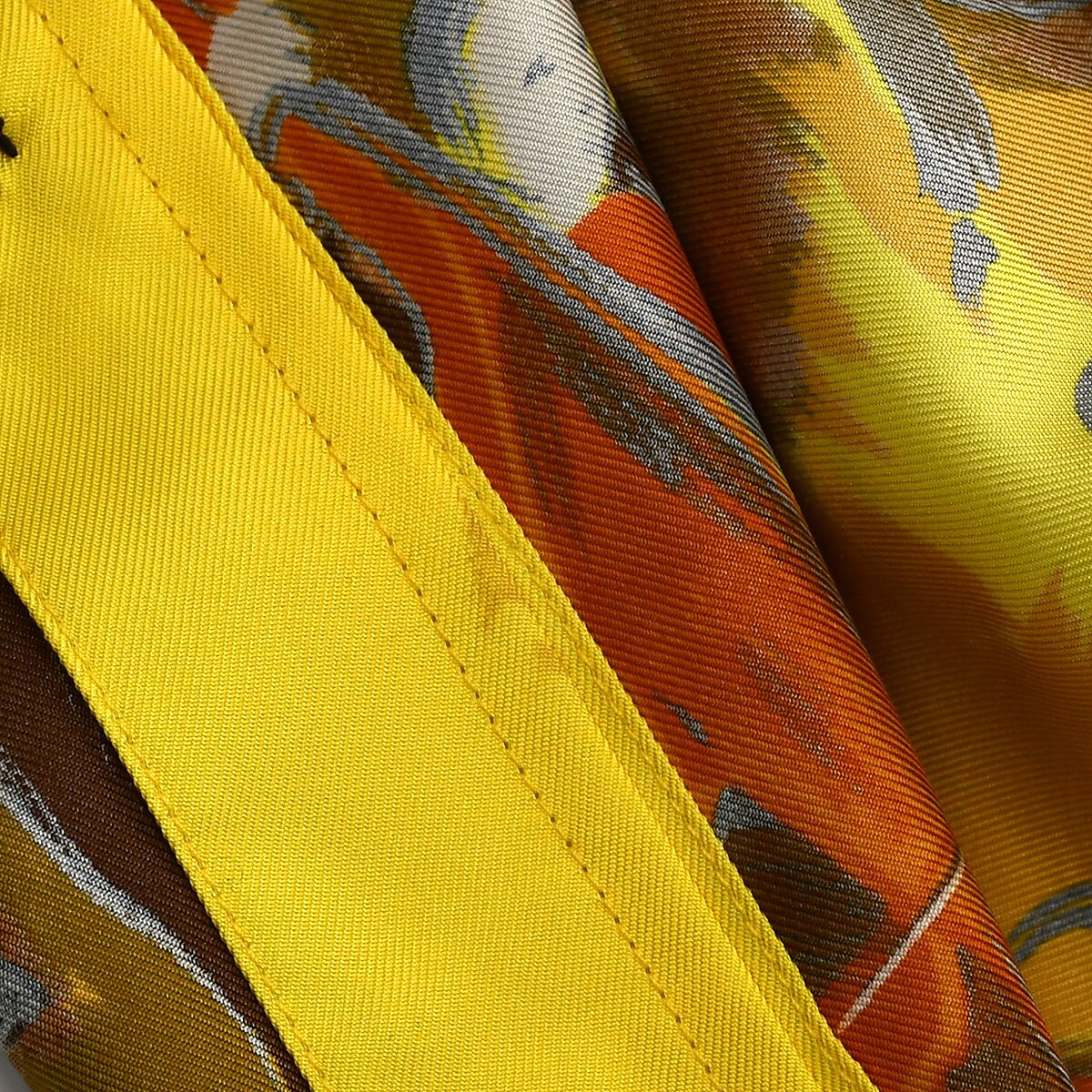 クリーニング済♡HERMES-PARIS♡イエロー　Tシャツ サイズ38 Hermès Yellow Round Neck T-Shirt with H Logo Detail Size FR