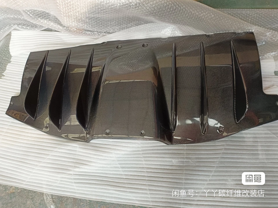 Carbon Fiber Rear Bumper Lip Diffuser For Ferrari 458 Italia Spider 2010-2015 — 第 2/4 张图片