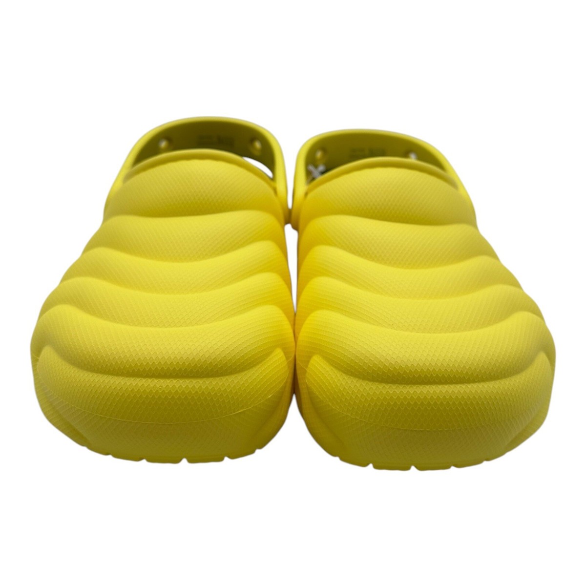 Crocs Classic Lined Overpuff Clogs Mens‎ 10 Womens 12 Cyber Yellow 210059-77J Crocs Classic Lined Overpuff Clogs Mens 6 | Mercari main image 3